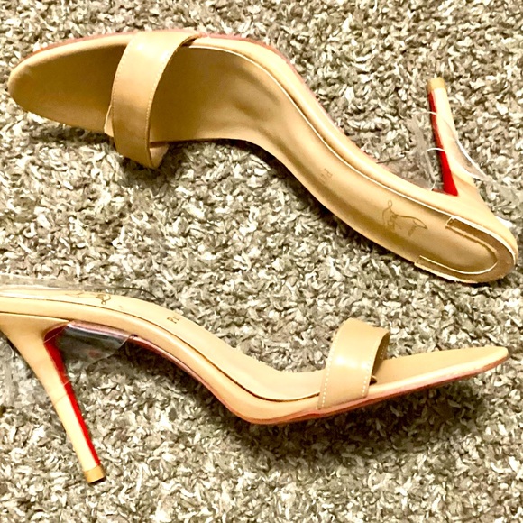 Christian Louboutin red bottom heels - Picture 5 of 10
